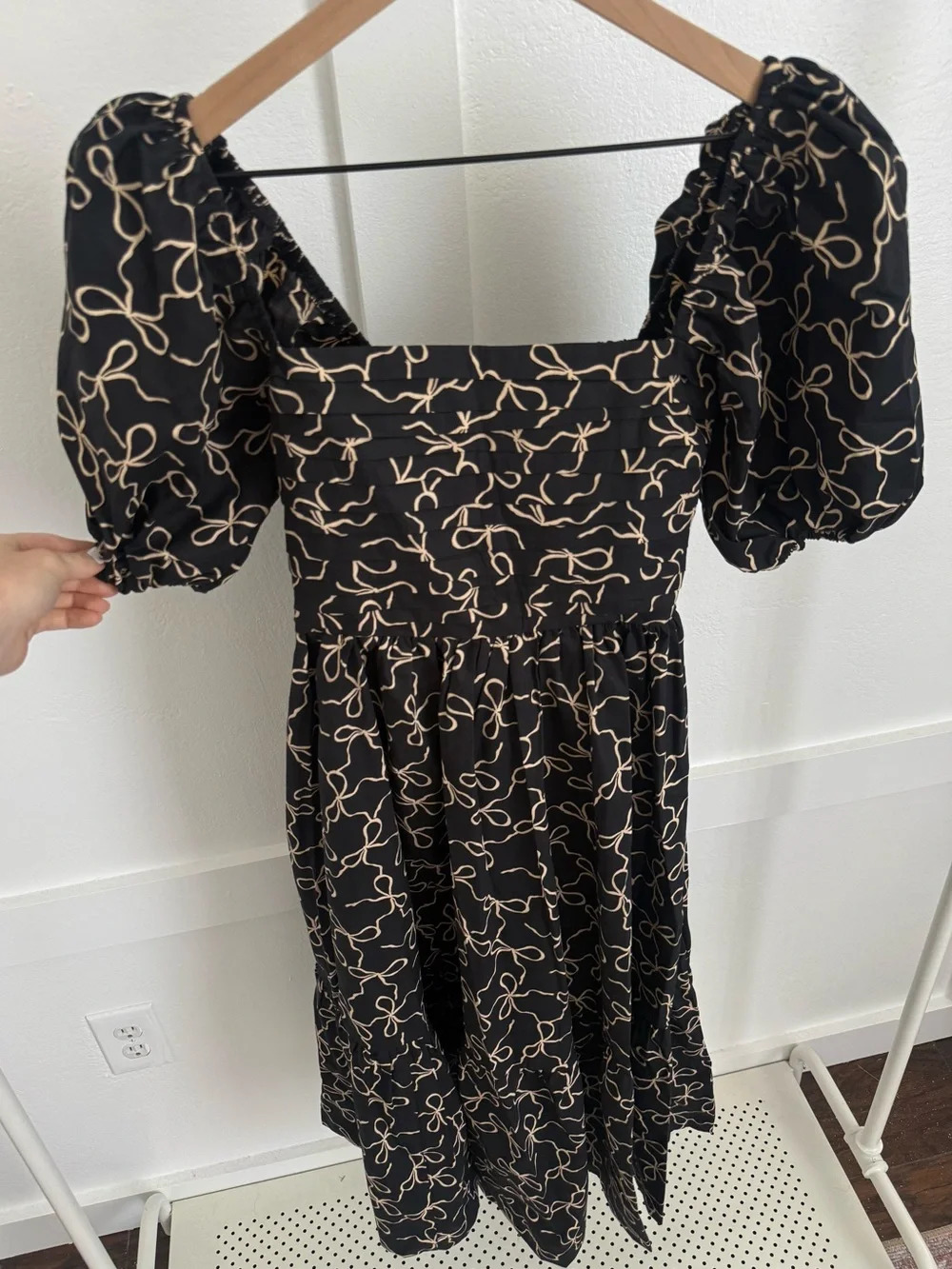 Abercrombie & Fitch Puff Sleeve Midi Dress Bow Print